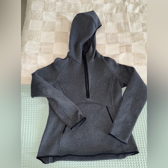 Lululemon Fleece and Thank You hoodie half zip jacket pullover grey  size 6 - Picture 1 of 4